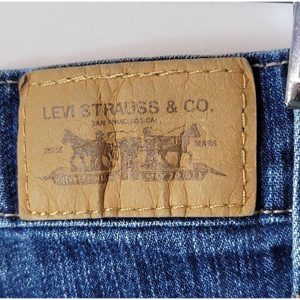 LEVIS 550 Relaxed Boot Cut Medium Wash Denim Jeans Womens Size 10 Medium - Picture 10 of 16